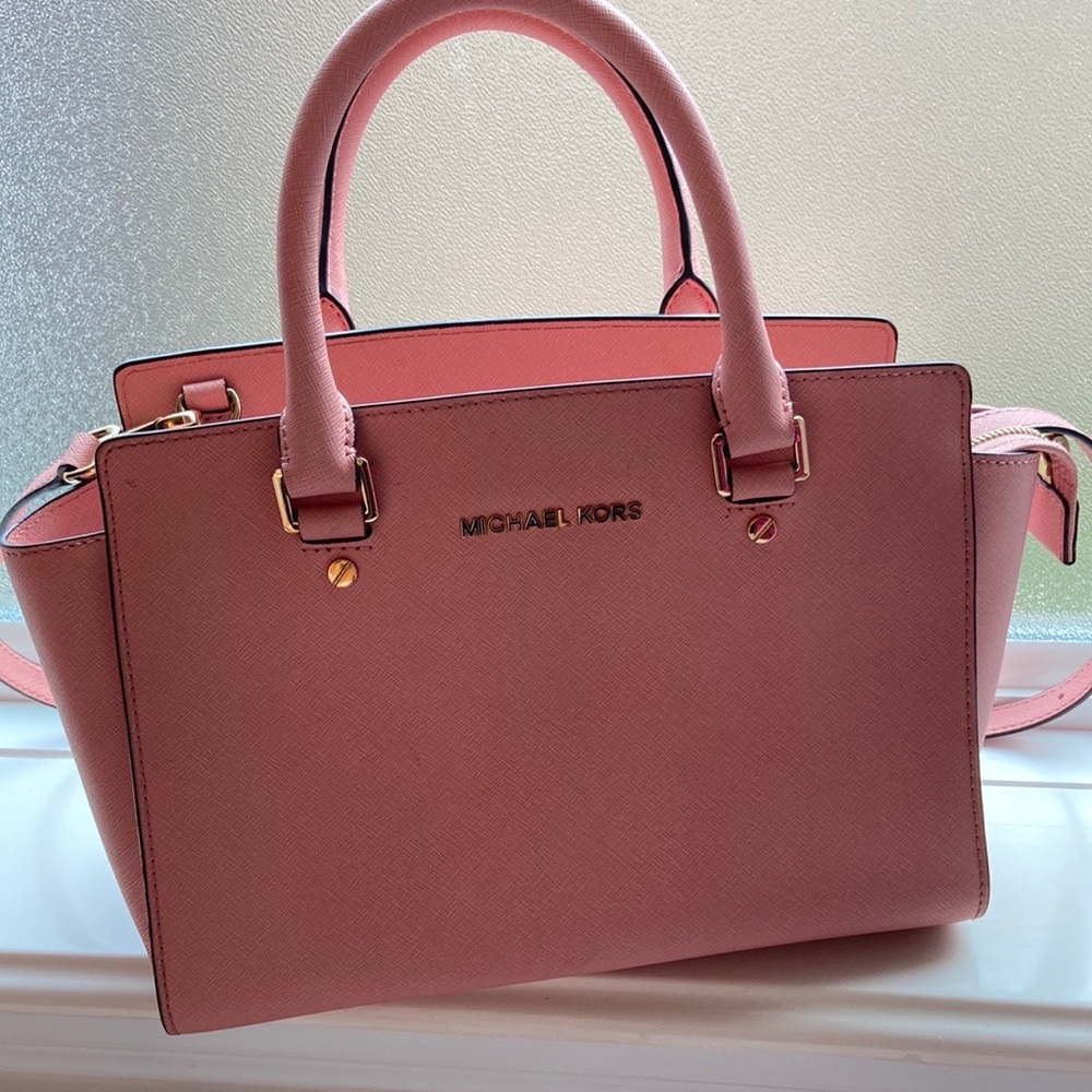 Michael Kors Light pink/peach purse.